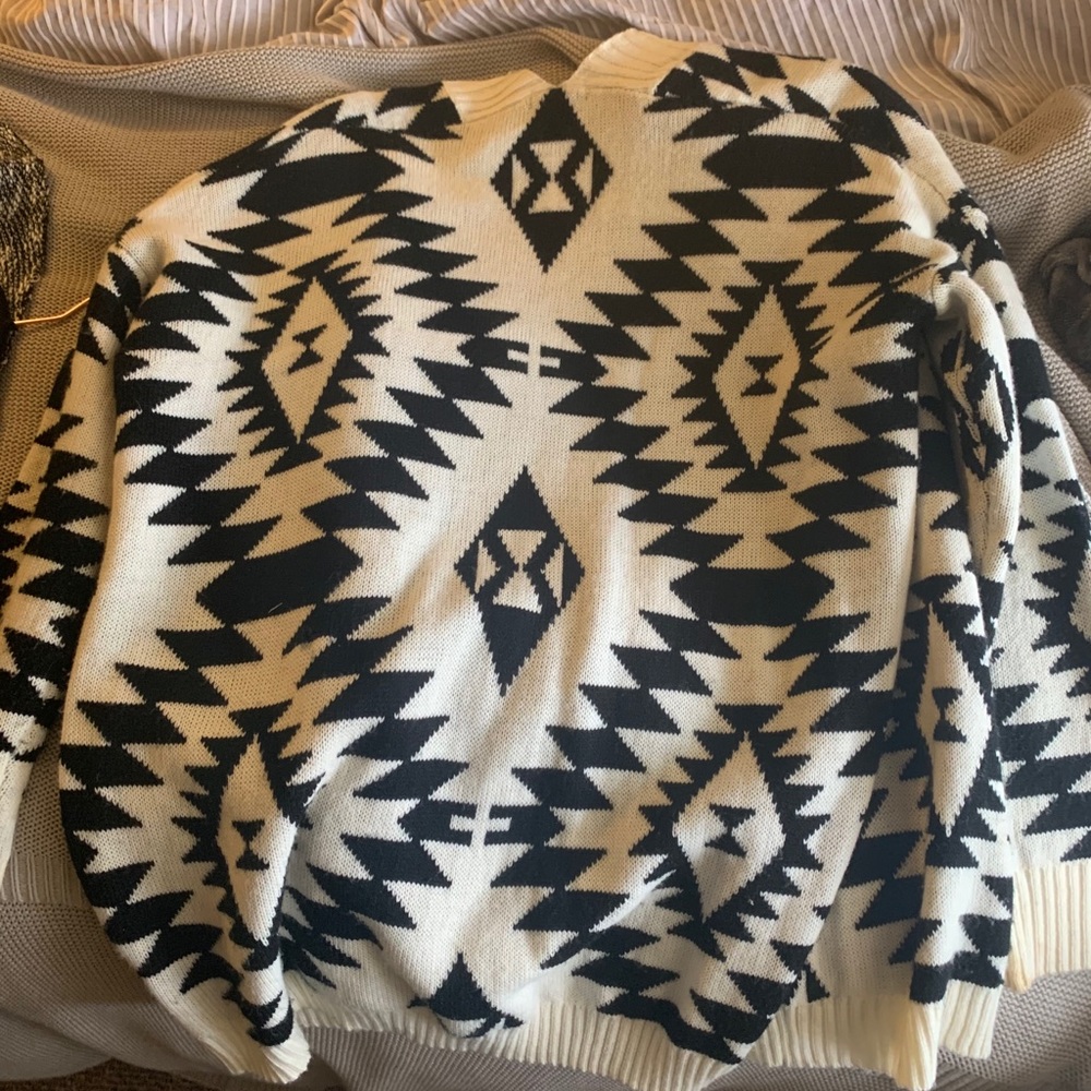 Cardigan - Picture 3 of 3